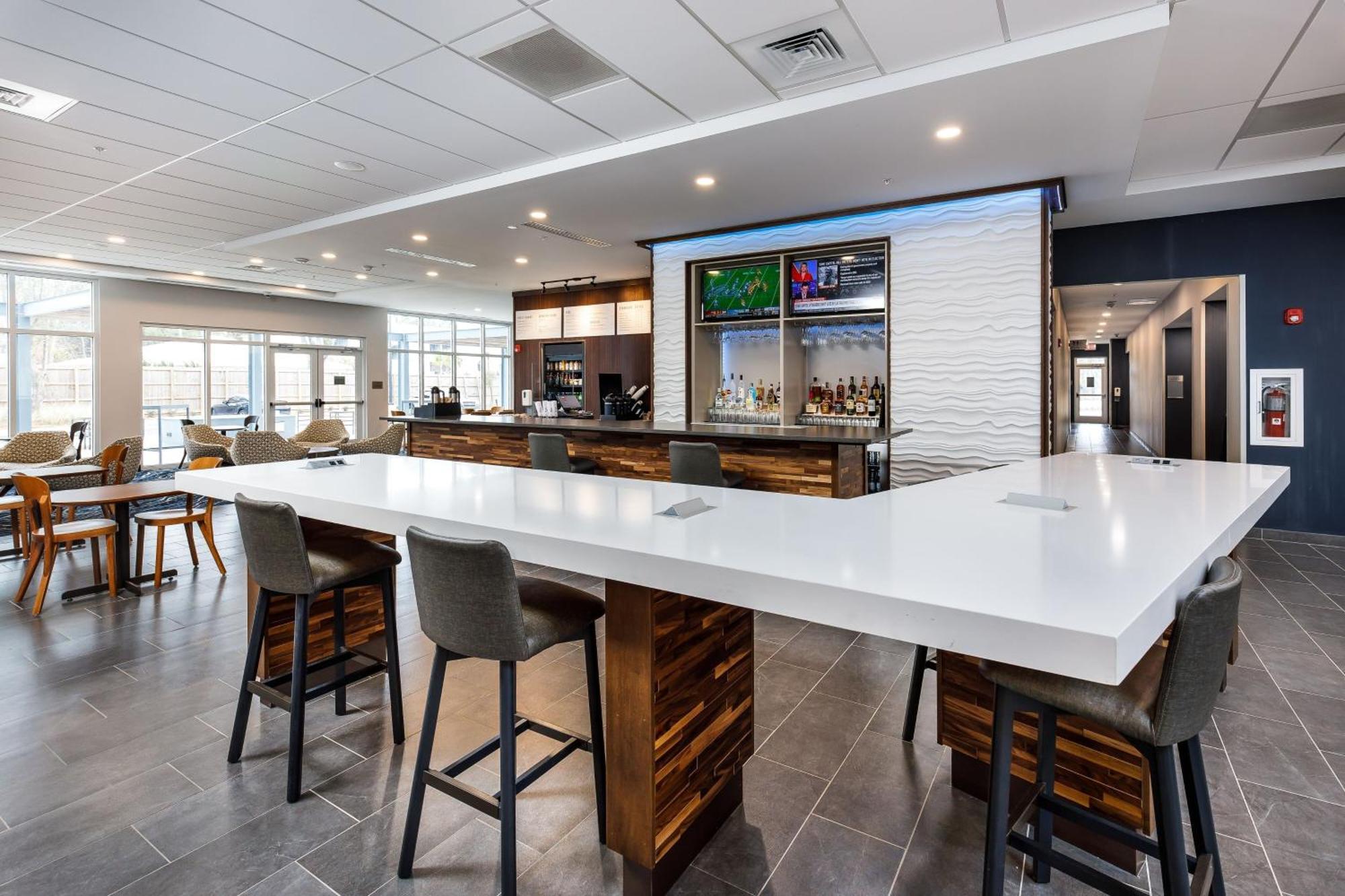 Courtyard By Marriott Pensacola I-10 West Hotel Eksteriør billede
